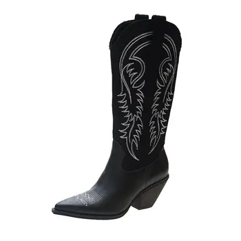  Модные женские ботинки из тисненой микрофибры, ковбойские сапоги в западном стиле с острым носком, Женские сапоги до колена, обувь на массивной танкетке