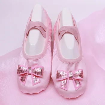  Атласные балетные туфли с бантиком, кружевные туфли для танцев для девочек, профессиональная обувь для тренировок на мягкой подошве, обувь для занятий йогой, обувь для кошачьих когтей
