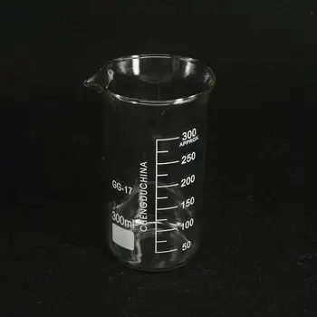  Химический лабораторный стакан объемом 300 мл из боросиликатного стекла GG-17 с утолщением.