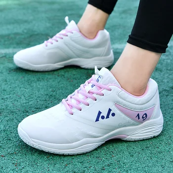  Новая мужская спортивная обувь для бадминтона, Розово-белая женская спортивная обувь для настольного тенниса, Удобная обувь для тенниса и волейбола L019