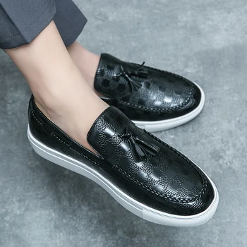  Новые мужские черные кроссовки, коричневая мужская вулканизированная обувь, мужская обувь на платформе из искусственной кожи без застежки с кисточками, Размер 38-48
